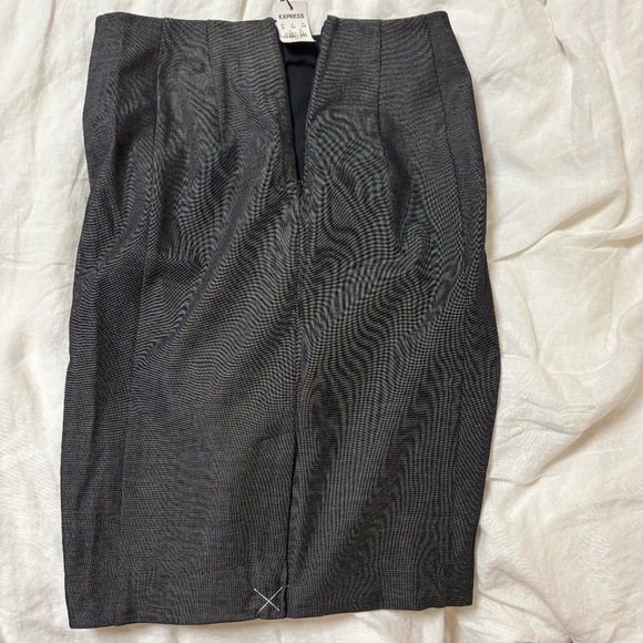 Express - Dark Grey Pencil Skirt, Size 00 - Picture 3 of 3